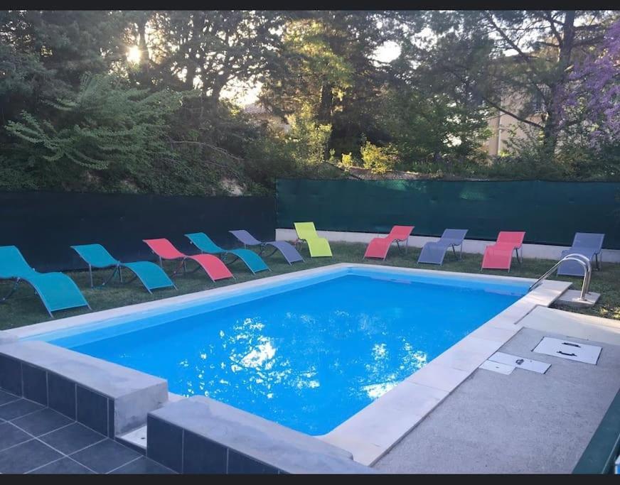 Charmant Studio Le Clos D'Aix Parking Prive Gratuit Et Piscine آيكس أومبروفينس المظهر الخارجي الصورة